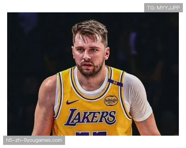 决胜21后两罚锁胜局!东契奇29+11+10取三连胜三分11中1瑕不掩瑜,东契奇绝杀带走胜利,21岁首次季后赛已比肩传奇 决胜21后两罚锁胜局!东契奇29+11+10取三连胜三分11中1瑕不掩瑜,东契奇绝杀带走胜利,21岁首次季后赛已比肩传奇